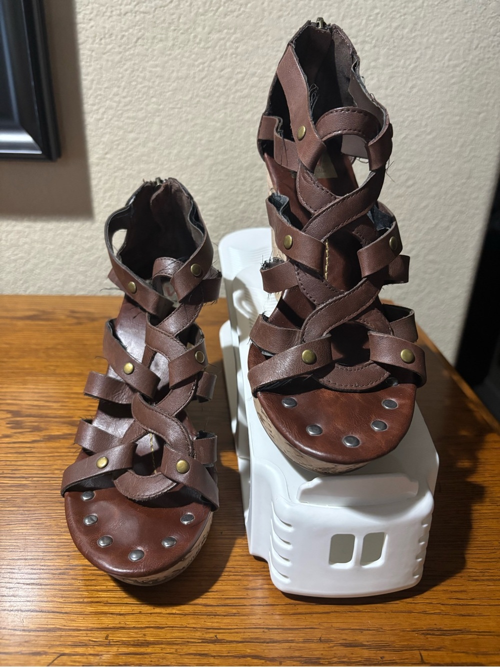 Dolce Vita Brown Leather Strappy Gladiator Wedge Sandals